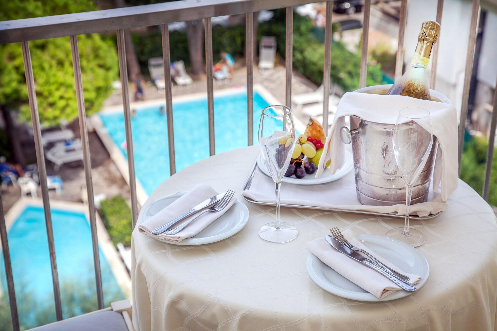 Hotel Doge Milano Marittima Exterior foto